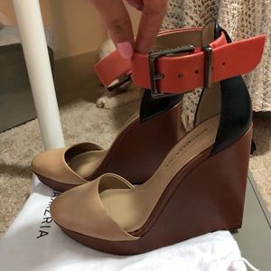BCBG Wedges